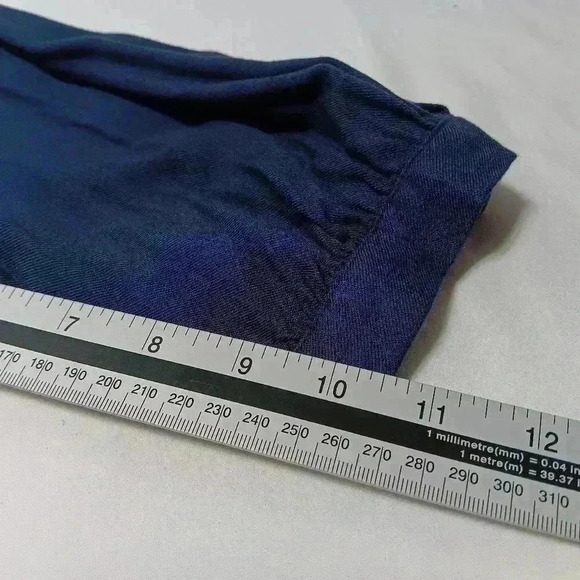 J.McLaughlin 💯 Rayon long sleeve dress.  Ladies size S - Picture 7 of 7